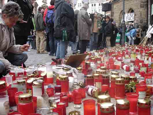 Mahnwache-Kerzen.jpg